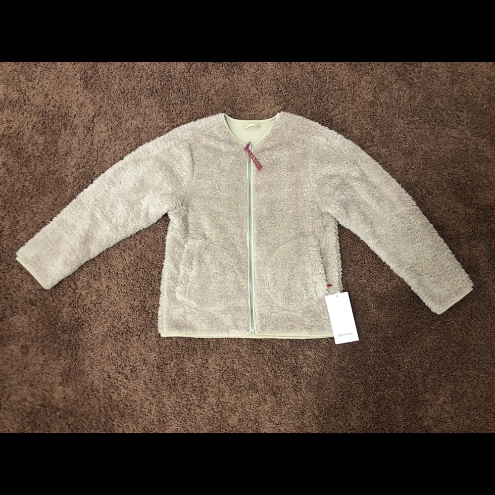 Lululemon Oh So Sherpa Full Zip, size 6